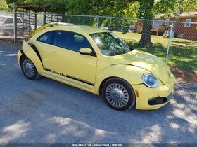 2013 Volkswagen Beetle