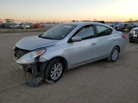 2017 Nissan Versa