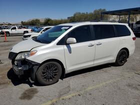 2016 Toyota Sienna