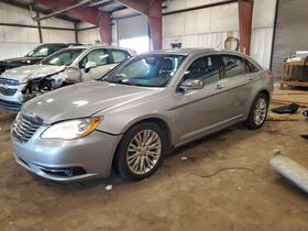 2013 Chrysler 200