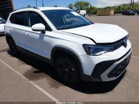 2025 Volkswagen Taos