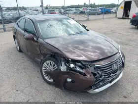 2017 Lexus ES