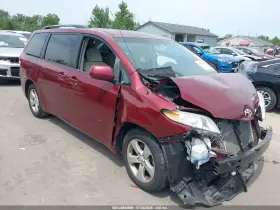 2013 Toyota Sienna