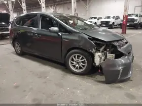 2012 Toyota Prius V