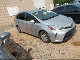 2016 Toyota Prius V