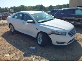 2013 Ford Taurus