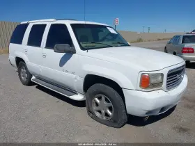 2000 Cadillac Escalade