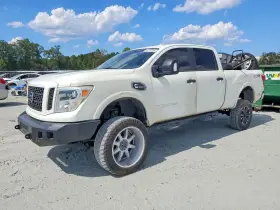 2017 Nissan Titan
